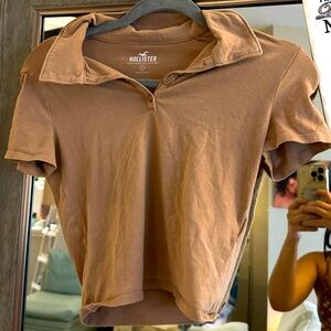 Hollister collared tee